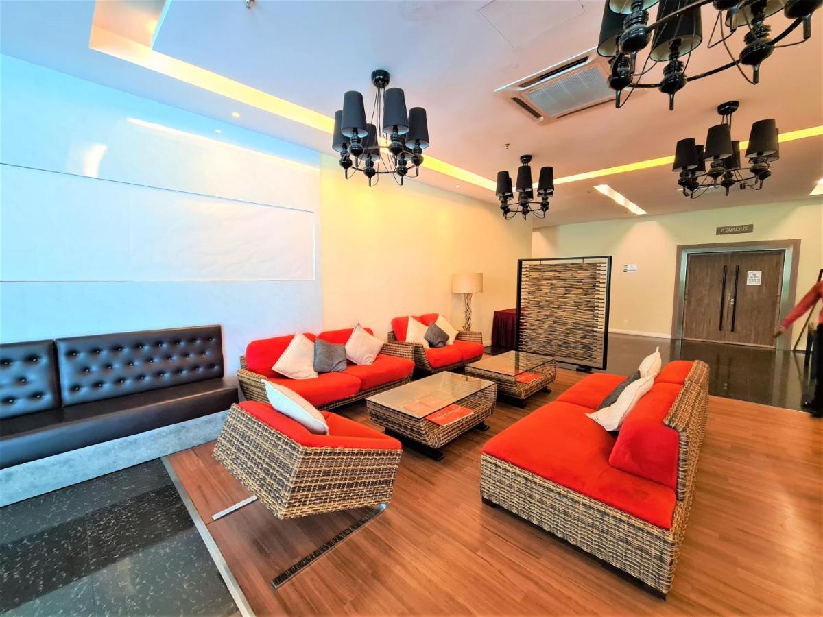 Nexus Regency Suites & Hotel Subang Jaya Exterior photo