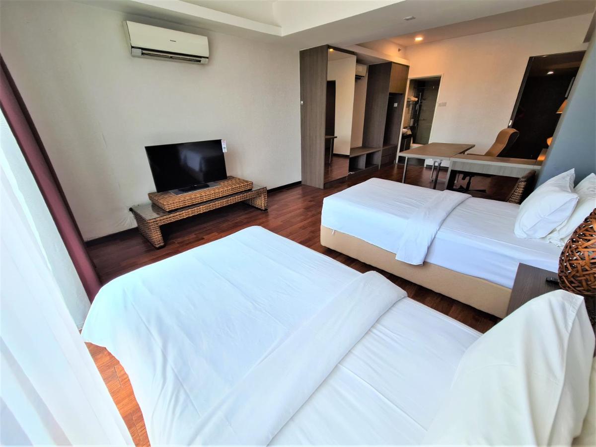 Nexus Regency Suites & Hotel Subang Jaya Exterior photo