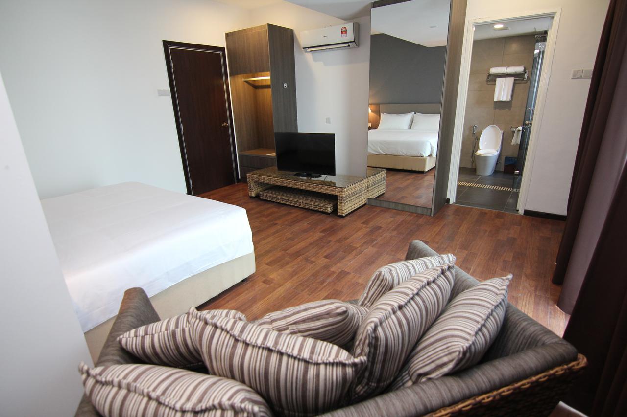 Nexus Regency Suites & Hotel Subang Jaya Exterior photo